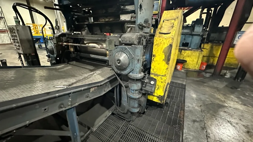 60" Comerio Two Roll Mill, 150hp