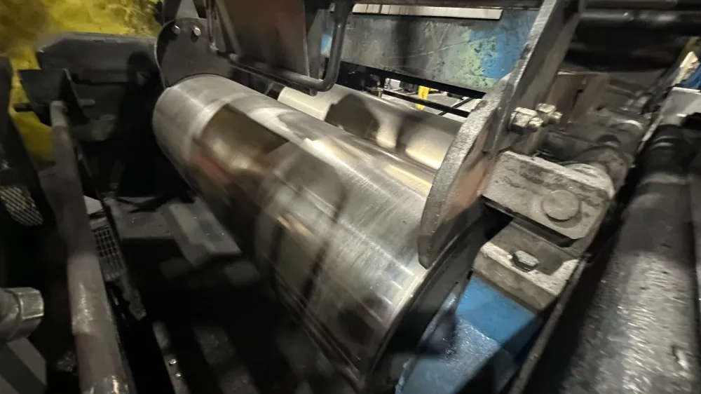 60" Comerio Two Roll Mill, 150hp