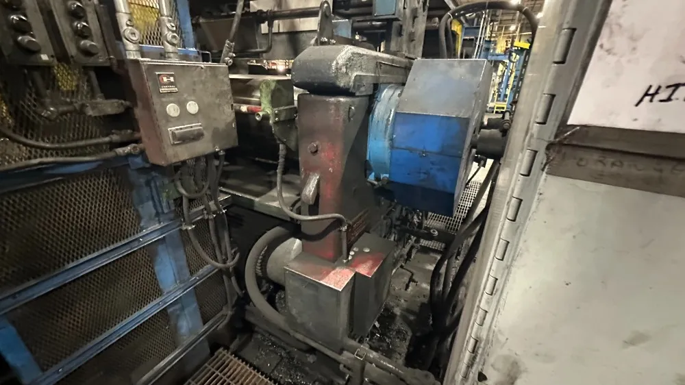 60" Comerio Two Roll Mill, 150hp