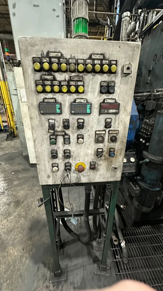 60" Comerio Two Roll Mill, 150hp