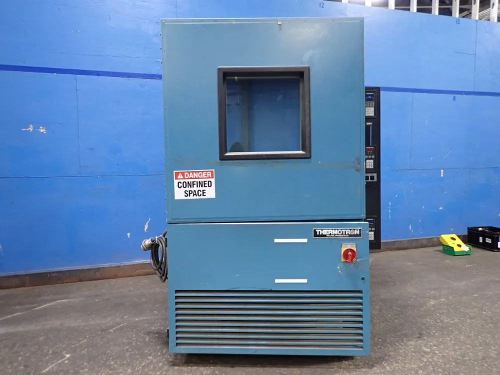 Thermotron Environmental Chamber - S-35c-3-3