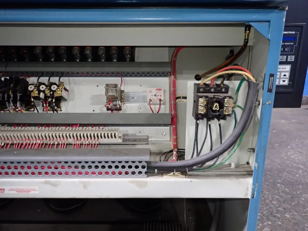 Thermotron Environmental Chamber - S-35c-3-3