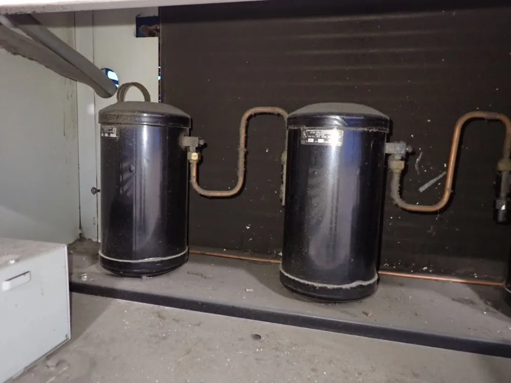 Thermotron Environmental Chamber - S-35c-3-3