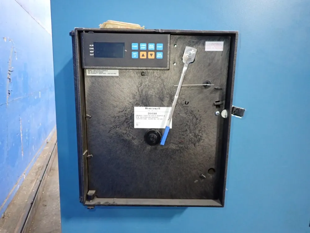 Thermotron Environmental Chamber - S-35c-3-3