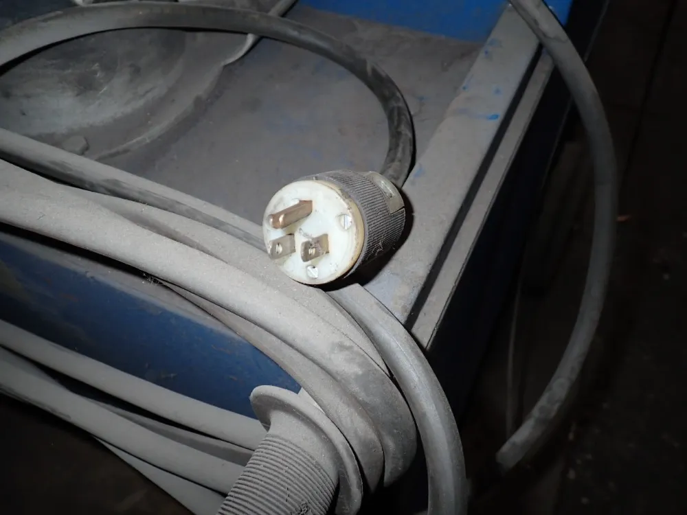 Donaldson Torit 1.5 Hp Dust Collector - Trunkline Porta Trunk