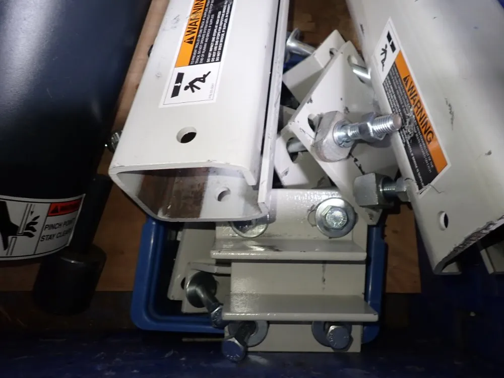 1000 Lbs / 1/8 Ton Crane Systems