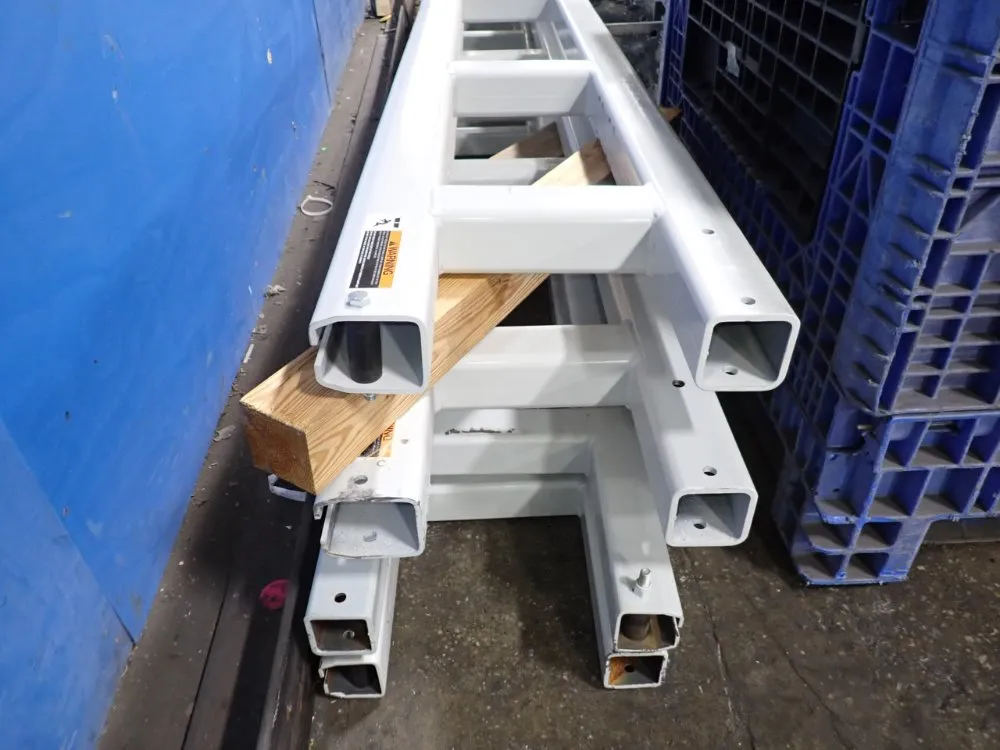 1000 Lbs / 1/8 Ton Crane Systems