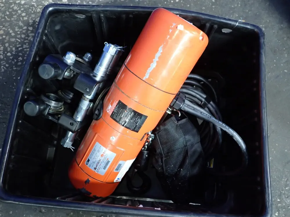 Cm 1/8 Ton Chain Hoist - A