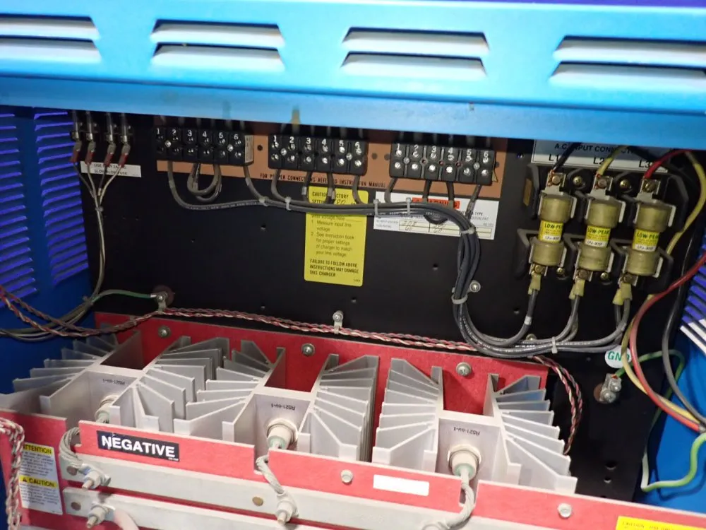 Exide 950 Ah Battery Charger - D3e-18-950