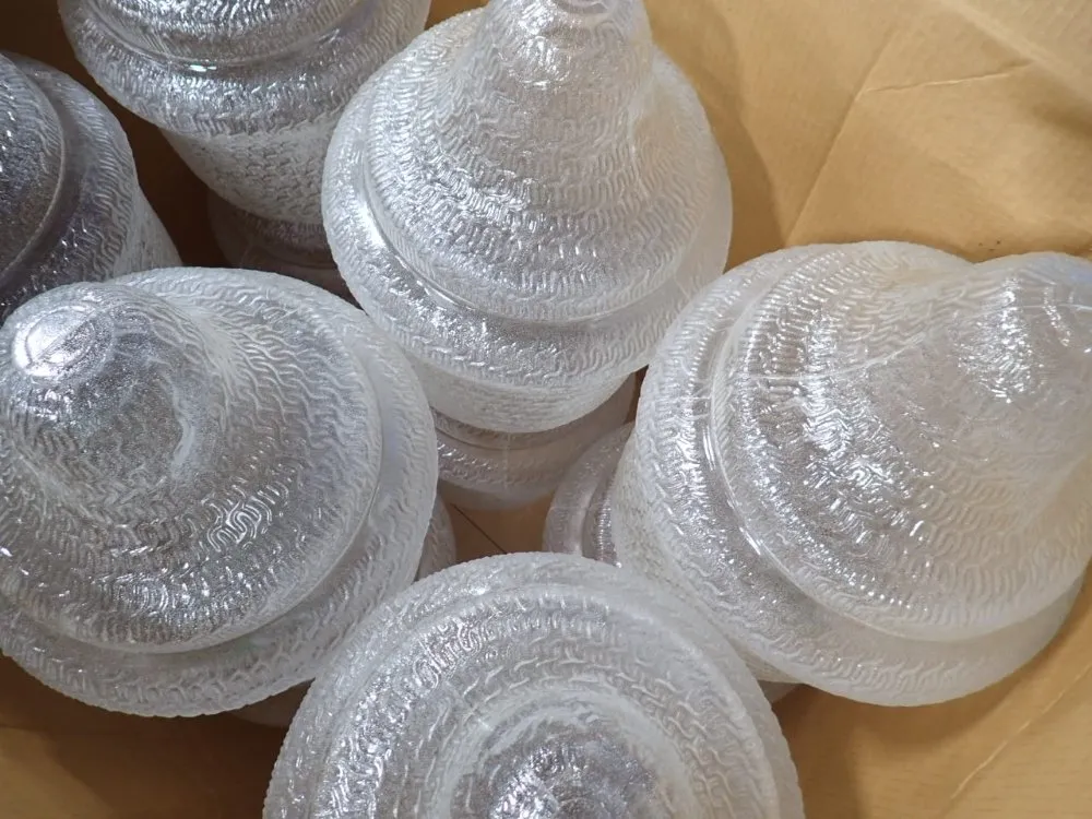 Formed Plastic Inc. Plastic Globe