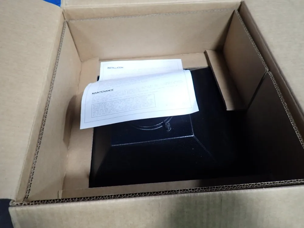 Cooper Lighting Solutions Exterior Light Fixture - Lxf1ssw233uo295