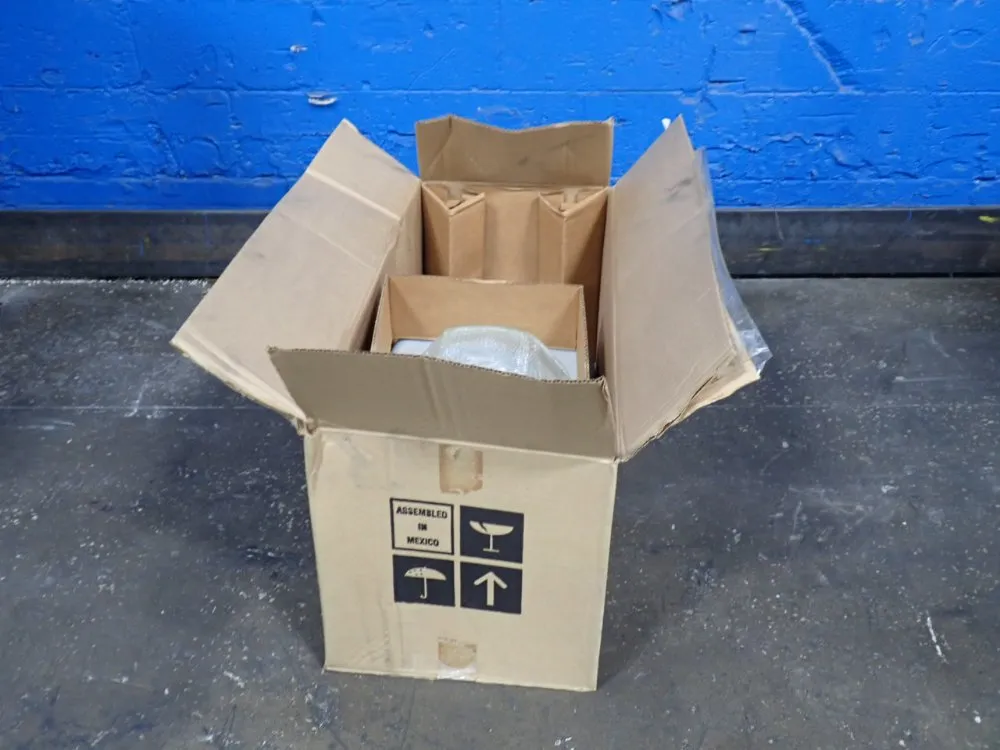 Cooper Lighting Exterior Light Fixture - Ovx401w23eu1664