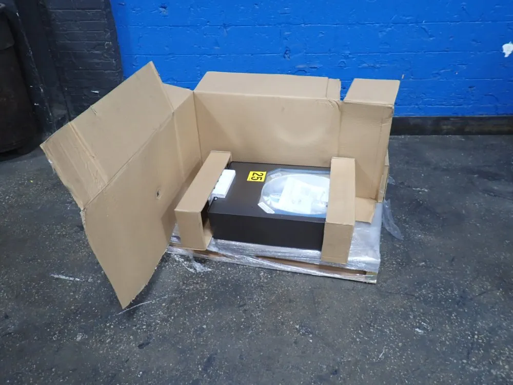 Cooper Lighting Exterior Light Fixture - Tru25sww3fu0149