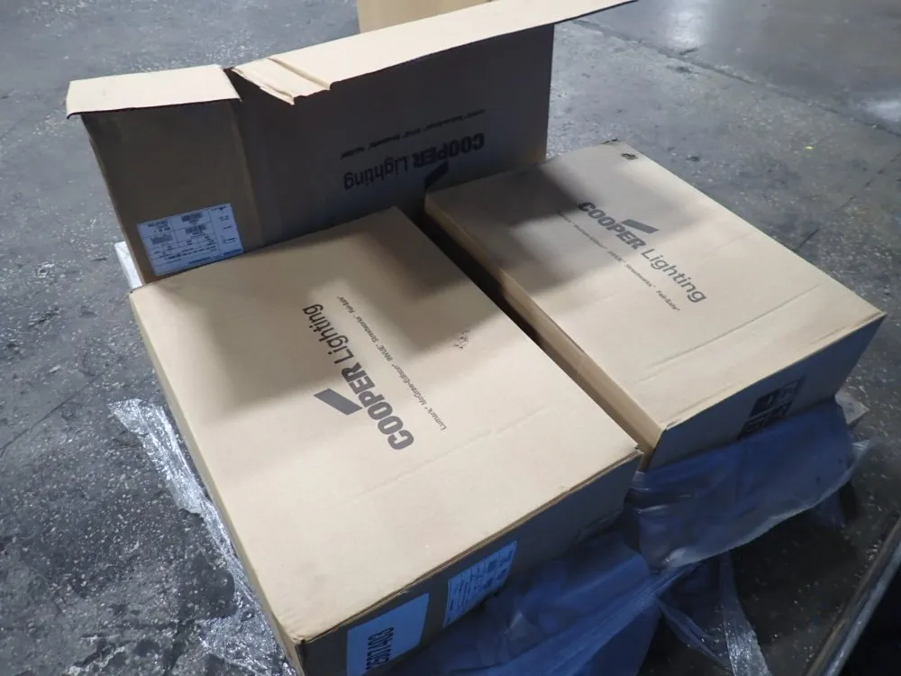 Cooper Lighting Exterior Light Fixture - Tru25sww3fu0149