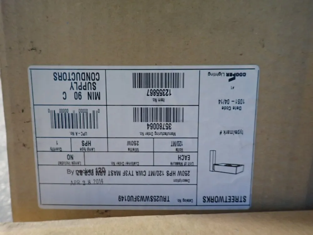 Cooper Lighting Exterior Light Fixture - Tru25sww3fu0149