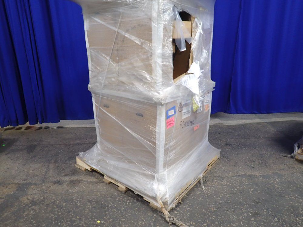 American Electric Lighting Exterior Light Fixture - Avp15srn120r3ayvxnlldrrfd294205