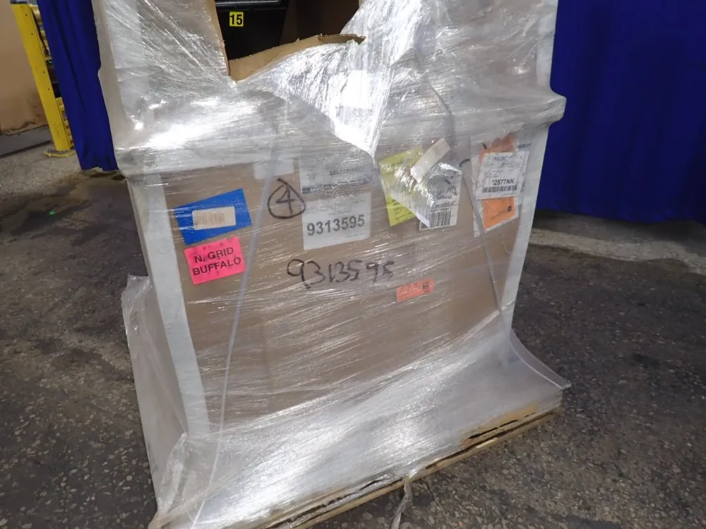 American Electric Lighting Exterior Light Fixture - Avp15srn120r3ayvxnlldrrfd294205