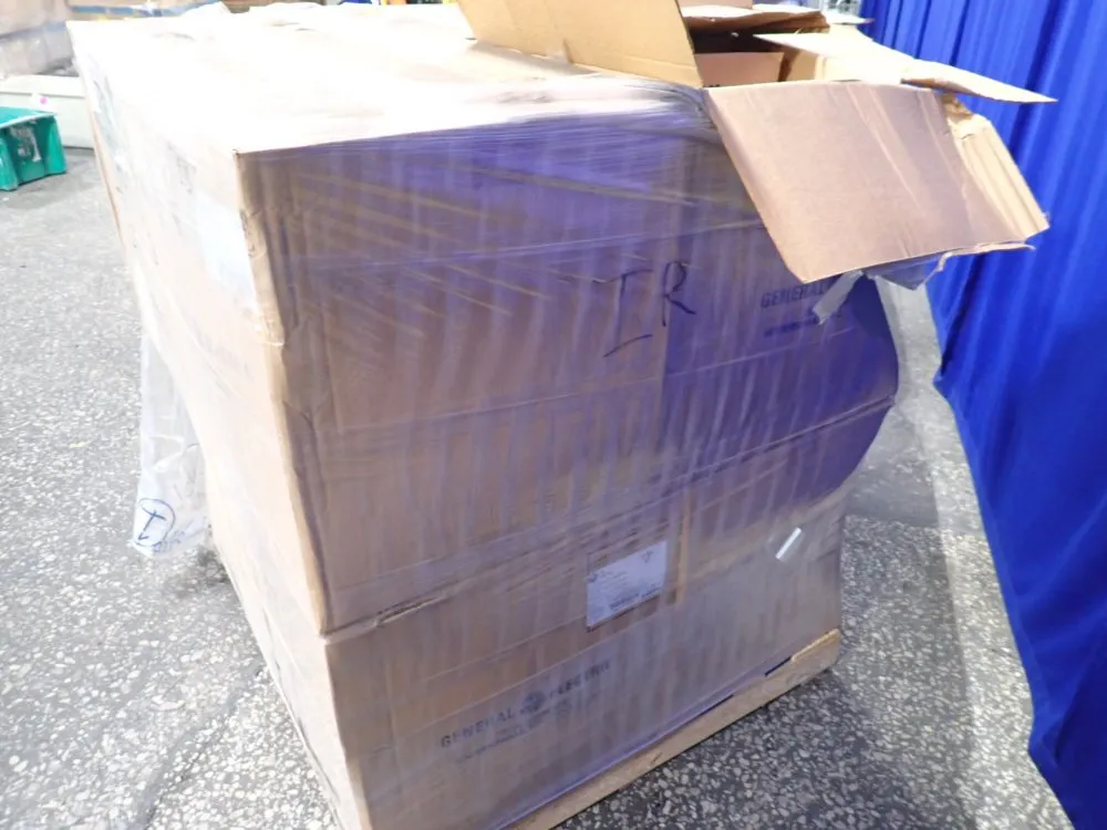 General Electric Exterior Light Fixture - P17m0751a2amnbgr002