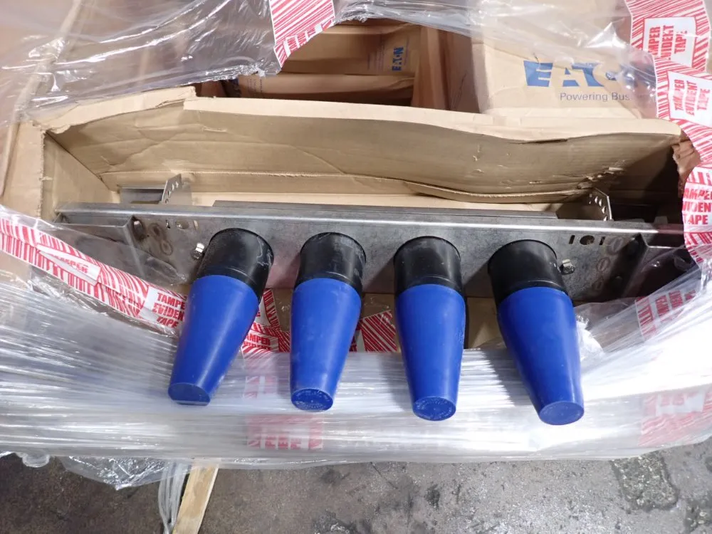 Eaton 4-way Loadbreak Junctions - Lj225c4bc