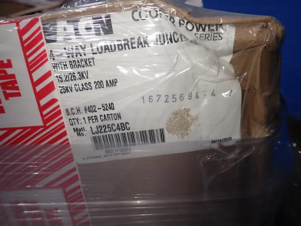 Eaton 4-way Loadbreak Junctions - Lj225c4bc