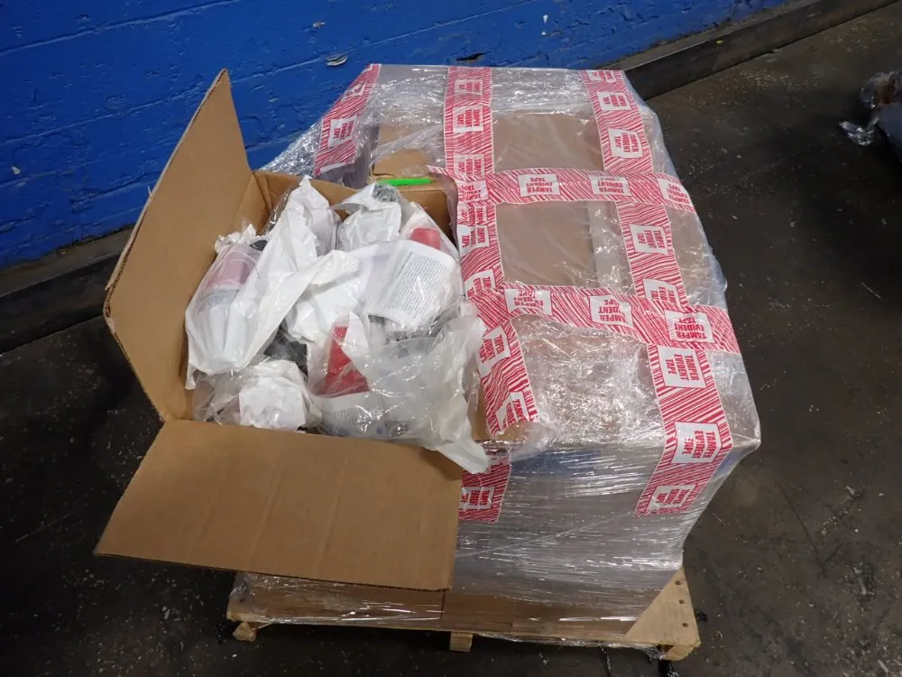 Eaton Bushing Well Inserts - Lbi215