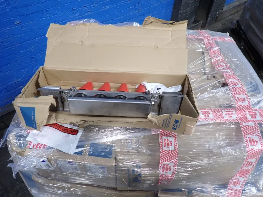 Eaton 4-way Loadbreak Junctions - Lj215c4b