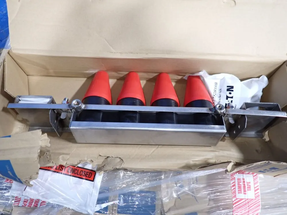 Eaton 4-way Loadbreak Junctions - Lj215c4b