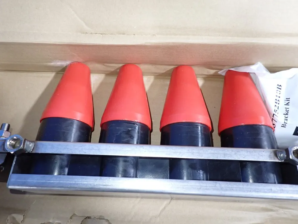 Eaton 4-way Loadbreak Junctions - Lj215c4b