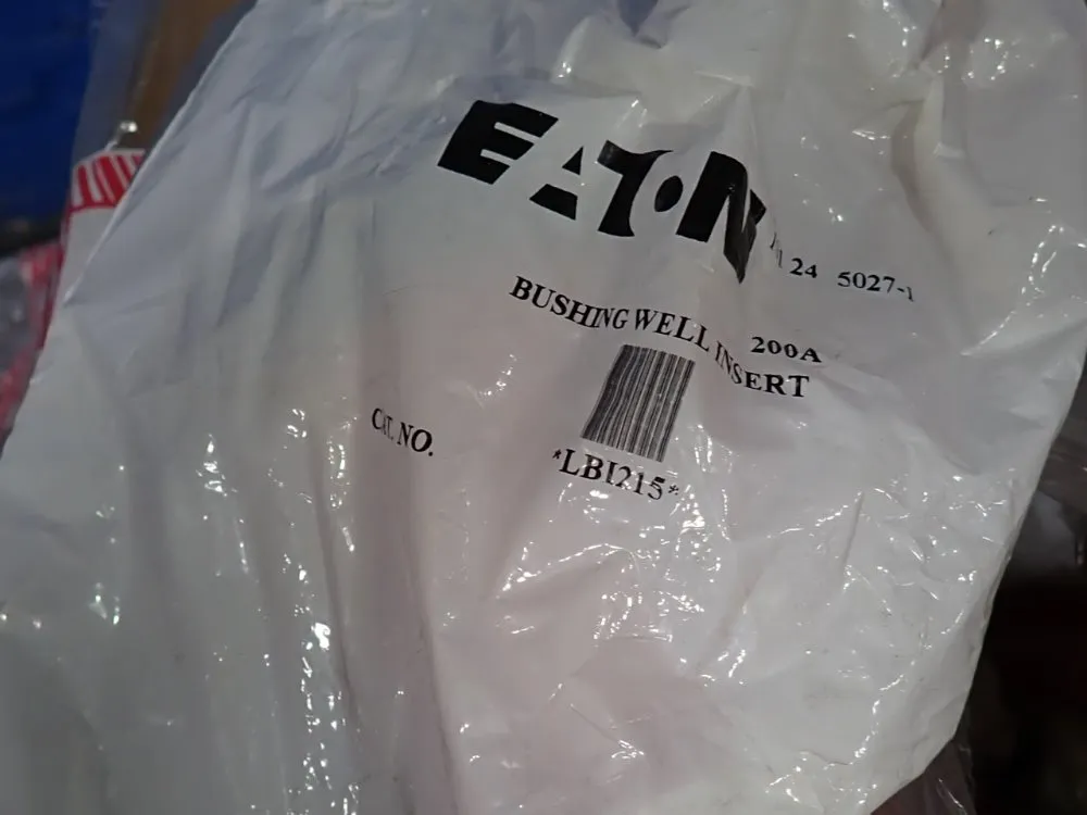 Eaton Bushing Well Inserts - Lbi215