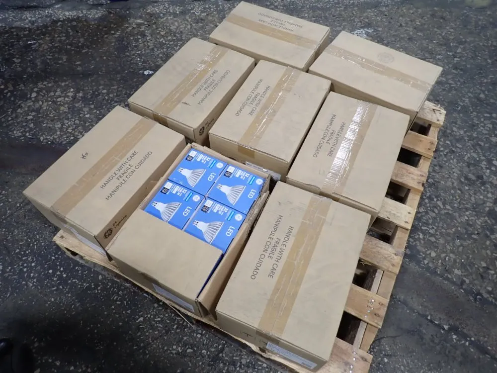 General Electric 32 Watts Led Floodlight Bulbs - Led32dp38w830/40