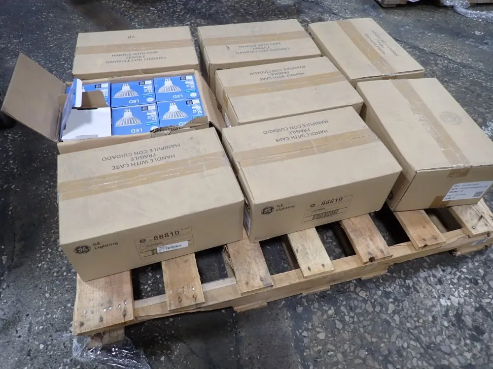 General Electric 32 Watts Led Floodlight Bulbs - Led32dp38w830/40