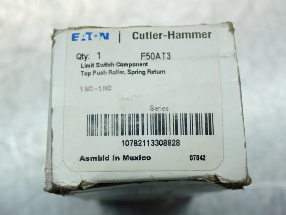 Eaton Heavy-duty Plug-in Limit Switch - E50at3