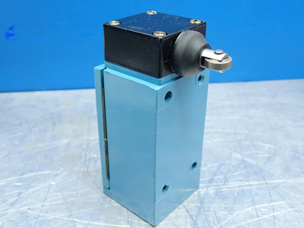 Honeywell Micro Switch Heavy-duty Limit Switch - Lsf7l5