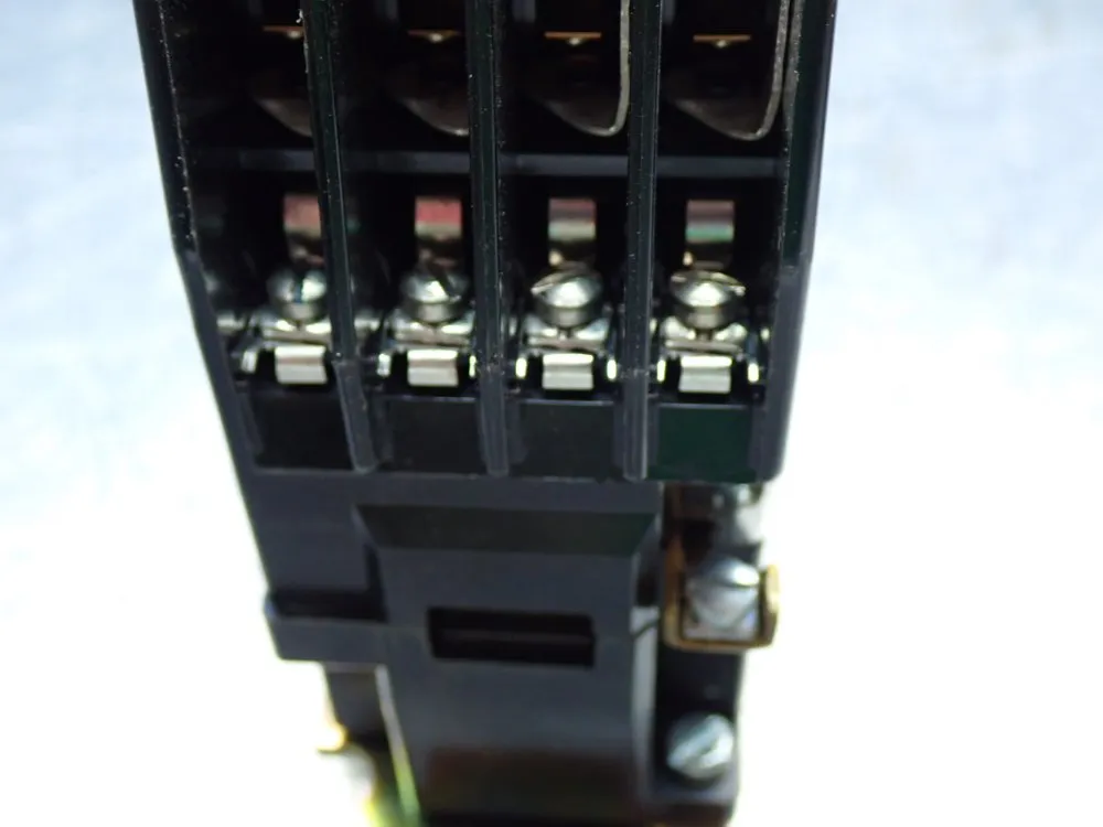 Cutler Hammer Control Relay - Bf44f