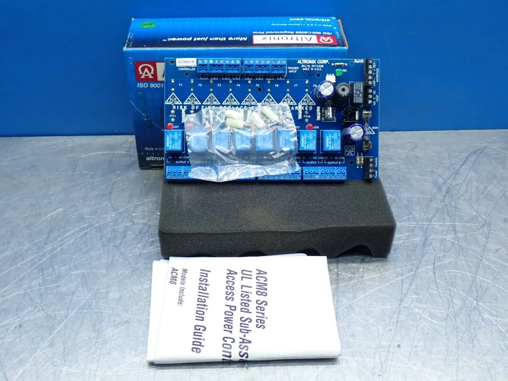 Altronix Access Power Controller - Acm8cb