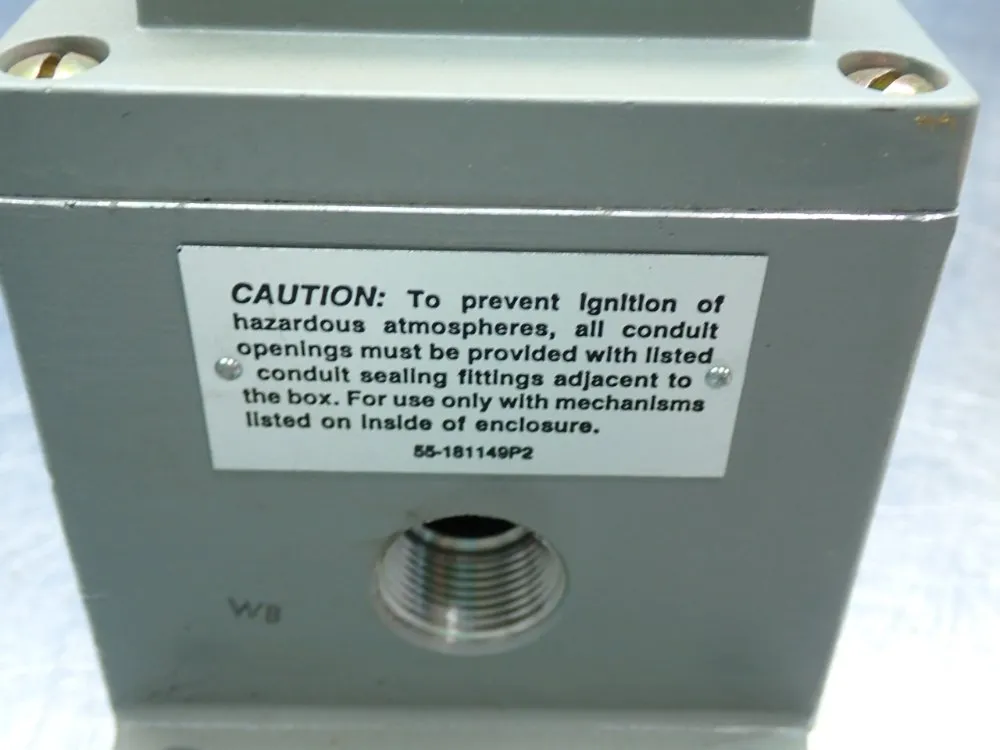 General Electric Industrial Heavy-duty Star-stop Push Button - Cr103j202b