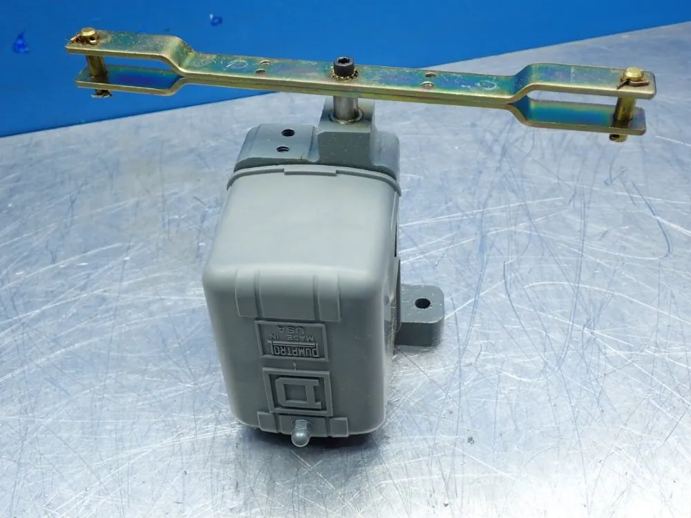 Square D Pumptrol 9035 2-pole Open Tank Float Switch - 9035-dg-30