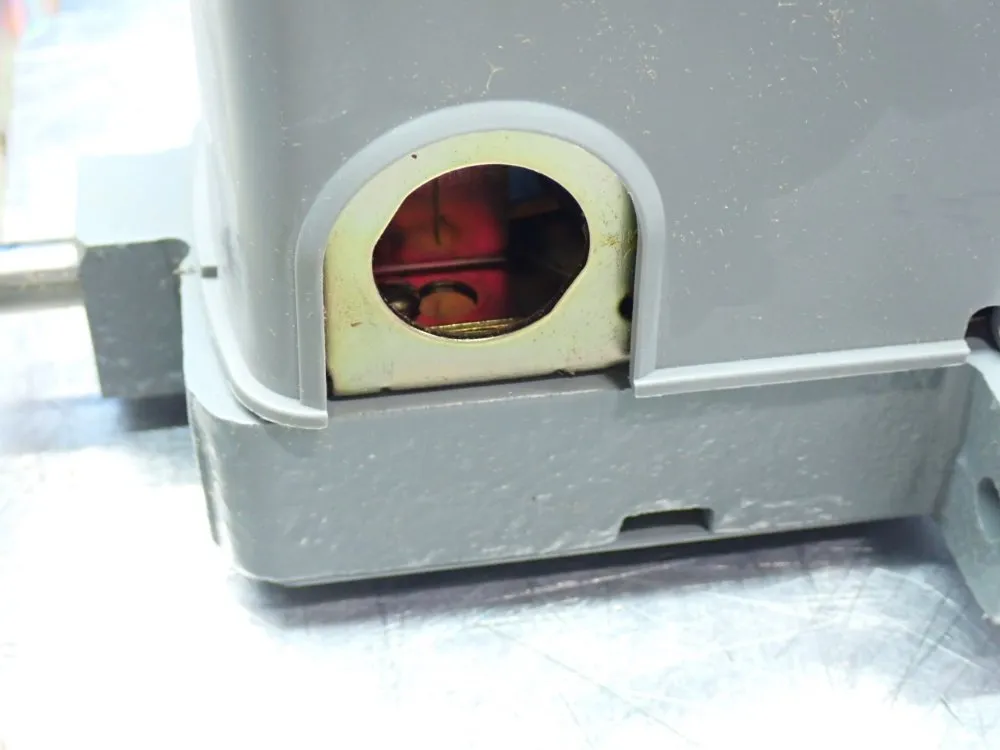 Square D Pumptrol 9035 2-pole Open Tank Float Switch - 9035-dg-30