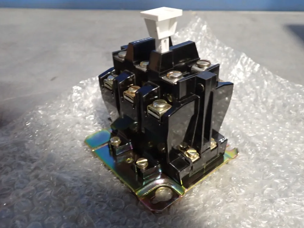 Allen Bradley Overload Relay - 592-bov16