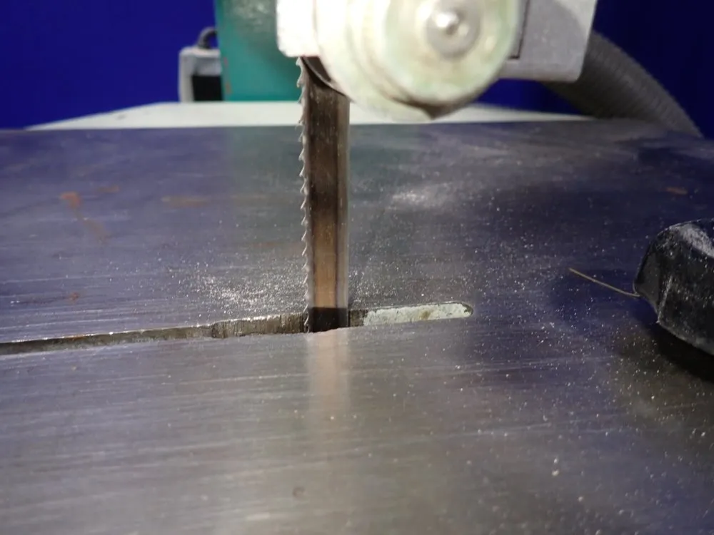 Grizzly Industrial Inc 19" Vertical Band Saw - G0511