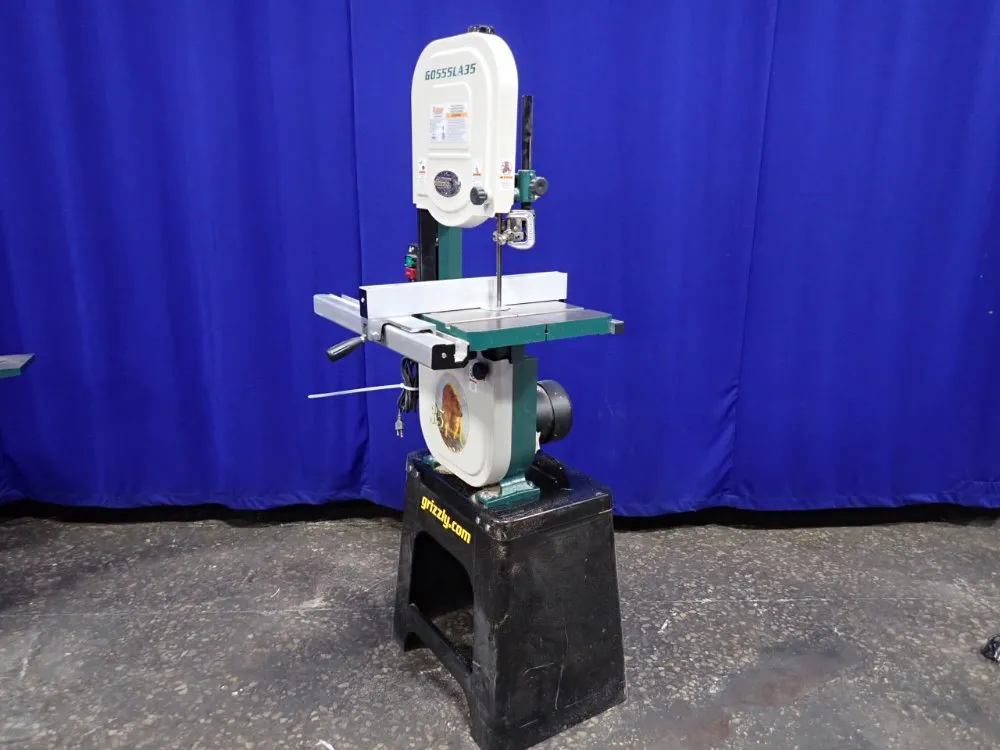 Grizzly Industrial Inc 13 1/2" Vertical Band Saw - G0555la35