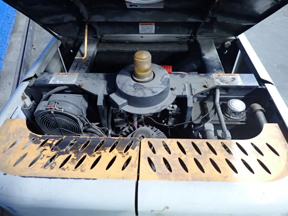 Crown 3000 Lbs Electric Order Picker - Sp3505-30