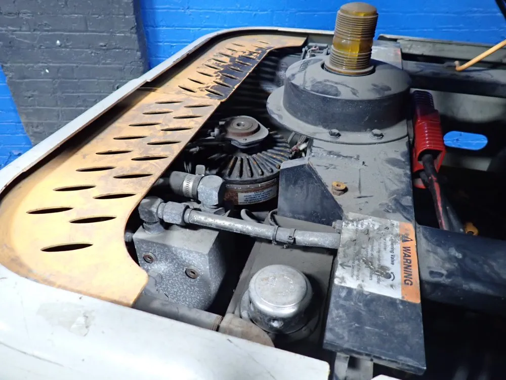 Crown 3000 Lbs Electric Order Picker - Sp3505-30