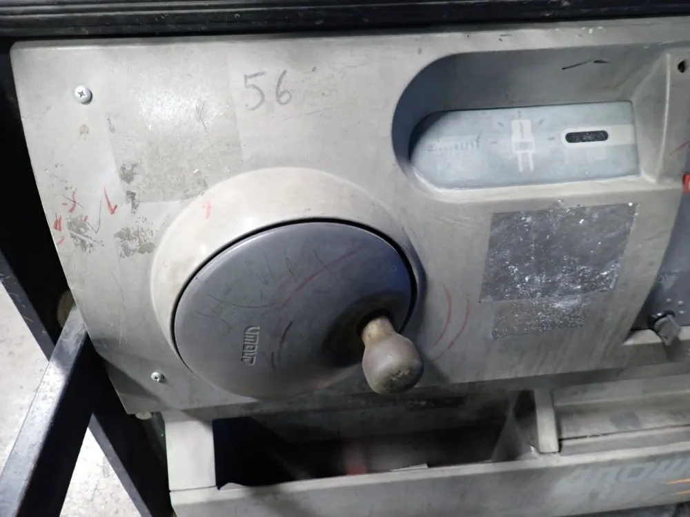 Crown 3000 Lbs Electric Order Picker - Sp3505-30