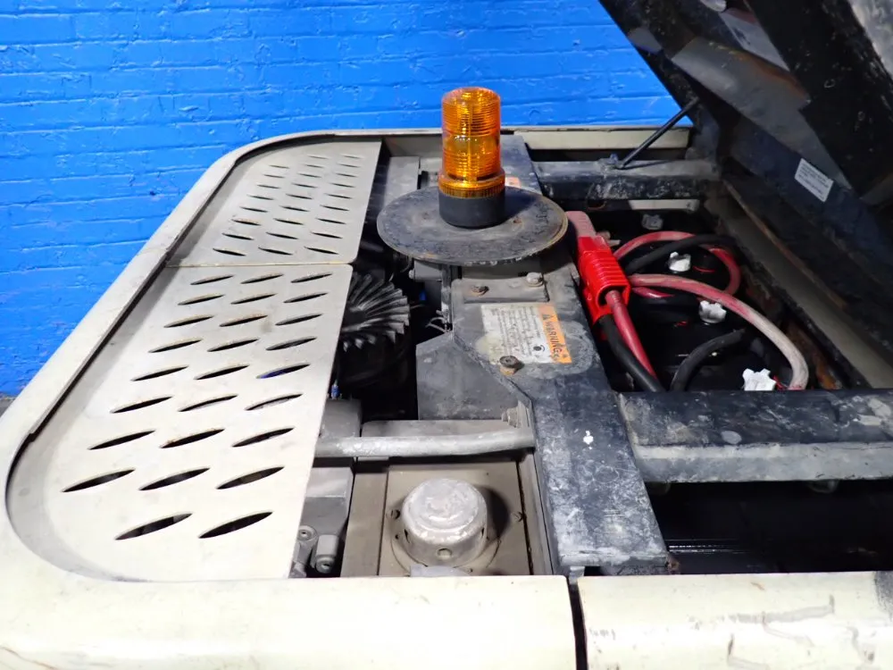 Crown 3000 Lbs Electric Order Picker - Sp3505-30