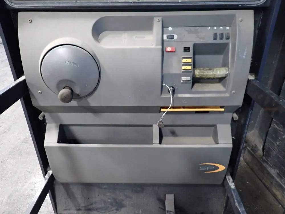 Crown 3000 Lbs Electric Order Picker - Sp3210-30