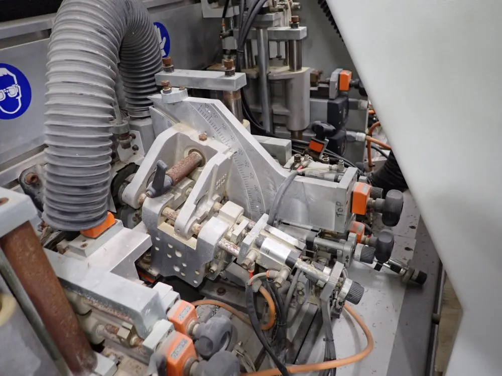 Artech 205" Edge Bander - Akron 840