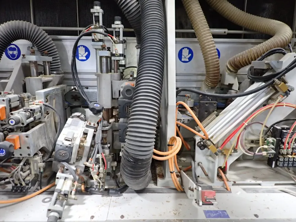 Artech 205" Edge Bander - Akron 840