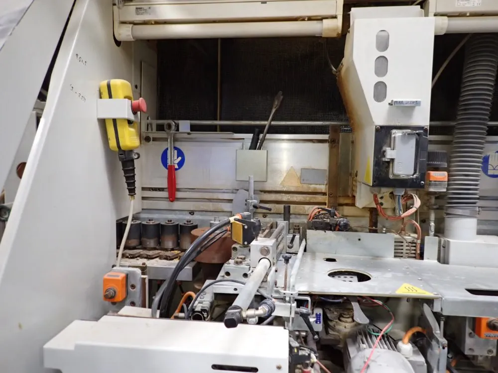 Artech 205" Edge Bander - Akron 840