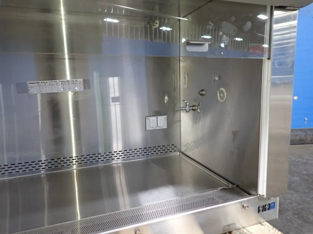 Nuaire 22" X 46" Biosafety Cabinet - Nu-425-400